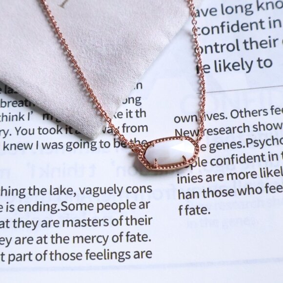 Kendra Scott Elisa Rose Gold Ivory Pearl Necklace - Picture 2 of 2